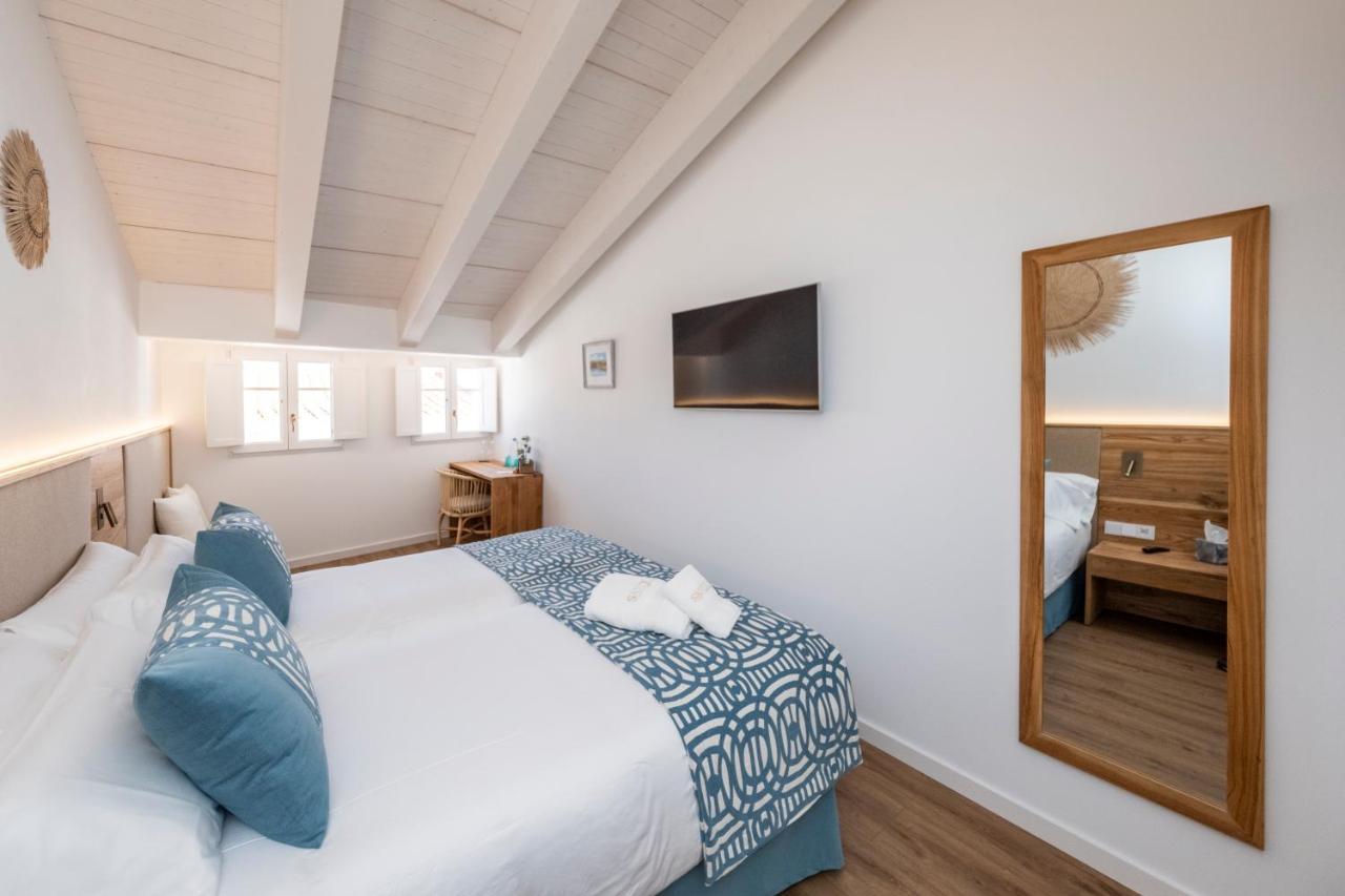 Hotel S'Antiga Adults Only Es Mercadal Buitenkant foto